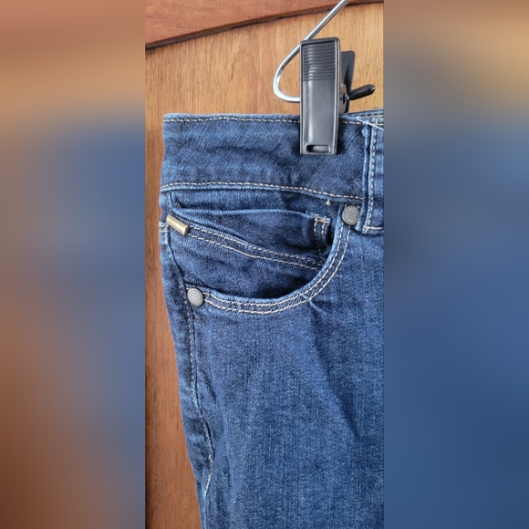 Womens size 9 Jeans - Picture 2 of 7